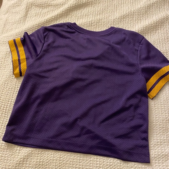Lakers shirt - small - Picture 2 of 4